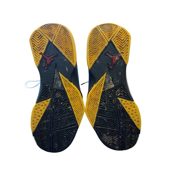 Size 8 - Jordan True Flight White Fir Amarillo - Picture 9 of 9